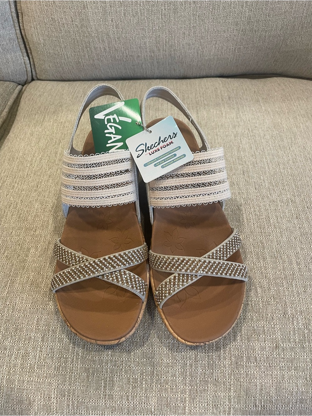 Skechers Women’s Tan/ Ivory Slingback Wedge Sandals with Sparkle Straps NWT Sz 8